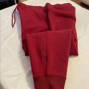 Athleta Altitude Joggers in Polartec Power Stretch NWOT